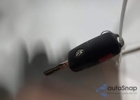 2017 Volkswagen Passat 1.8T R-Line z USA, uszkodzony, nr VIN 1VWDT7A37HC056695